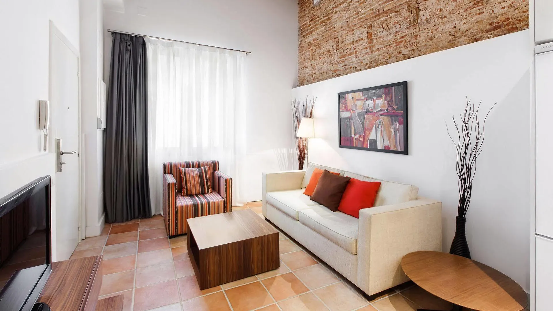 Dailyflats Gracia Otel Barselona 3*,