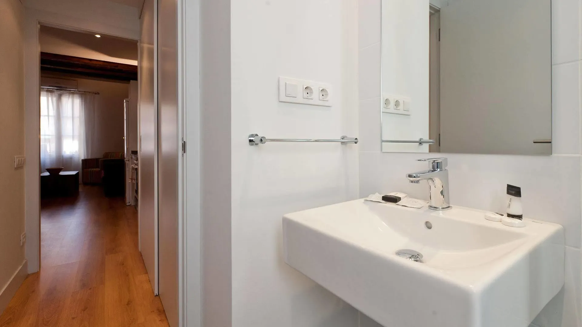 Dailyflats Gracia Otel Barselona